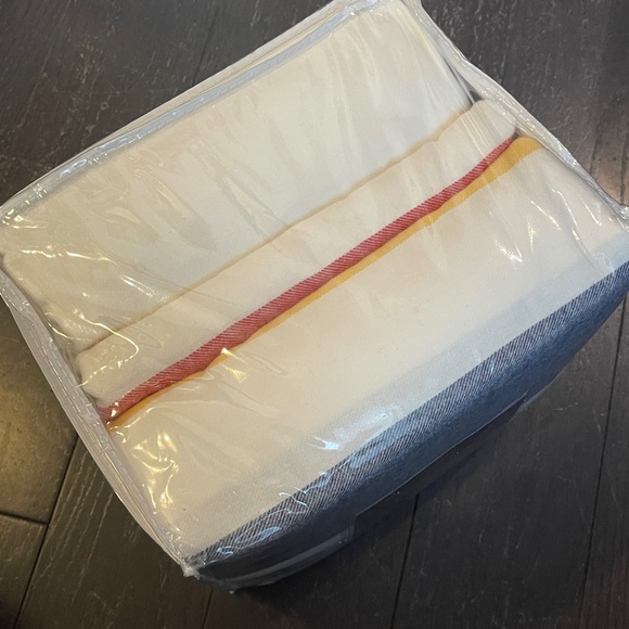 NEW RARE Hudson's Bay Company Stripes 100% Cotton Flannel 4 pc Sheet Set QUEEN - Picture 3 of 5